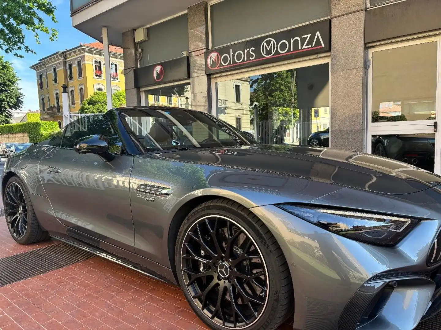 Mercedes-Benz SL 63 AMG Premium Plus 4matic-garanzia - lift- carboceramici Šedá - 2