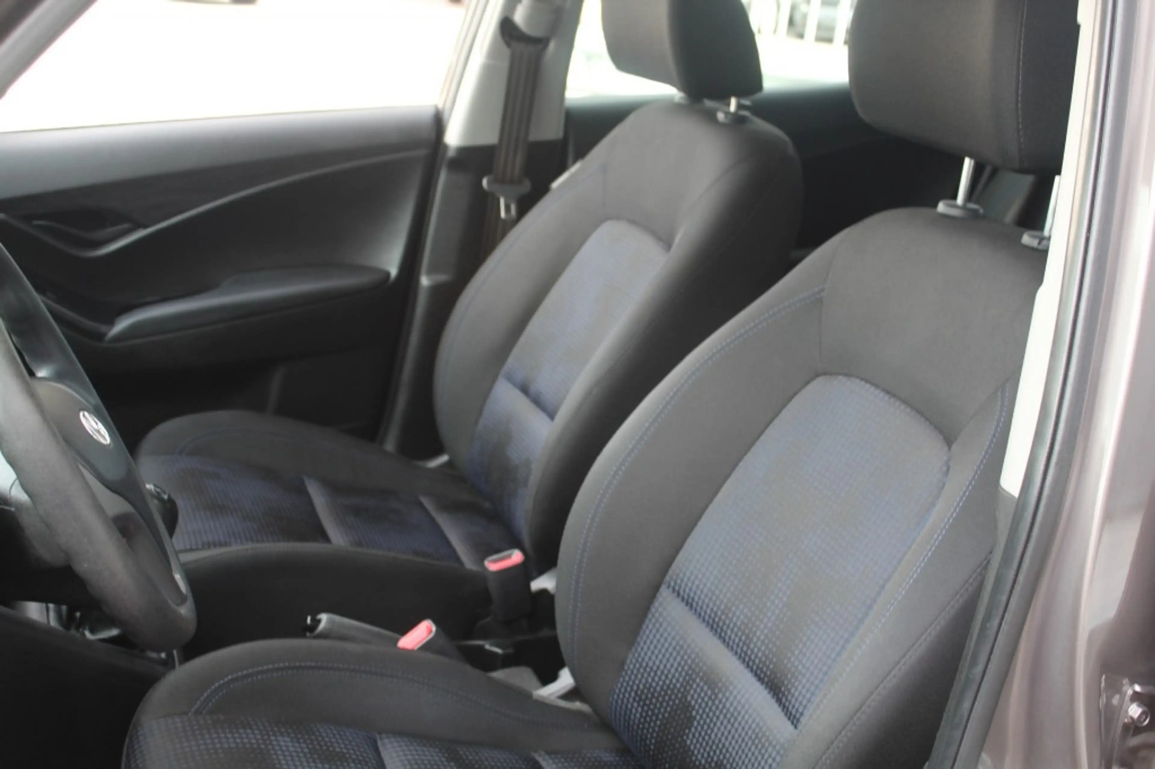Hyundai iX20 1.4I I-MOTION — photo 13