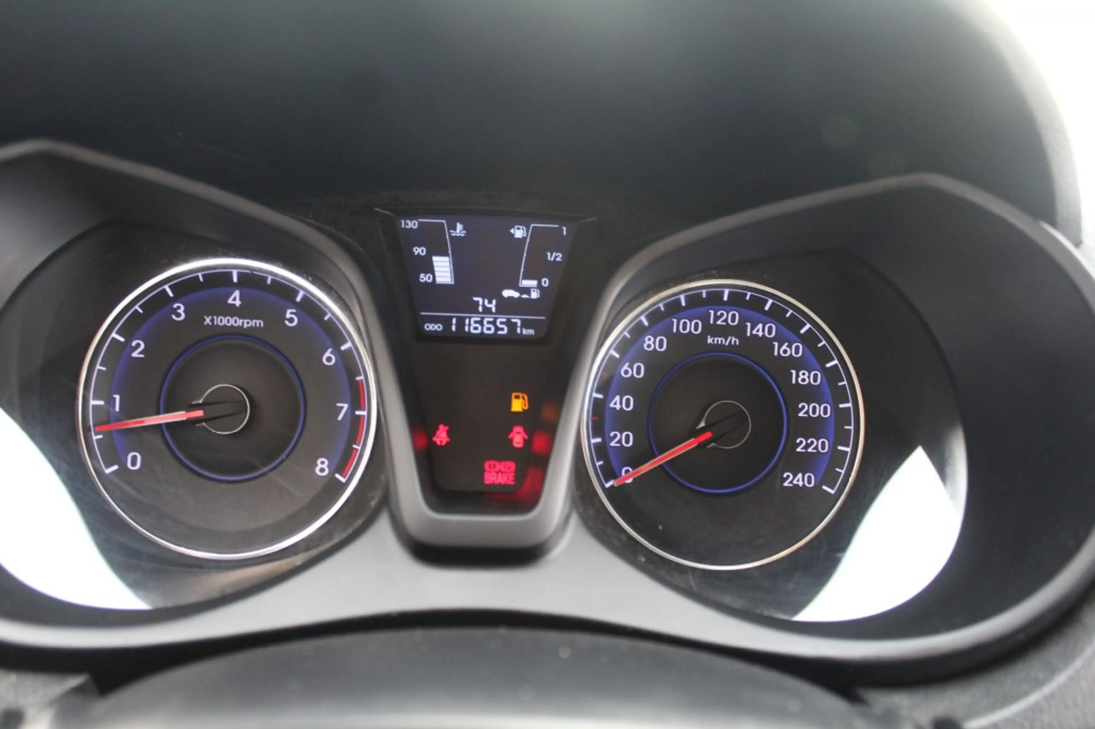 Hyundai iX20 1.4I I-MOTION — photo 20