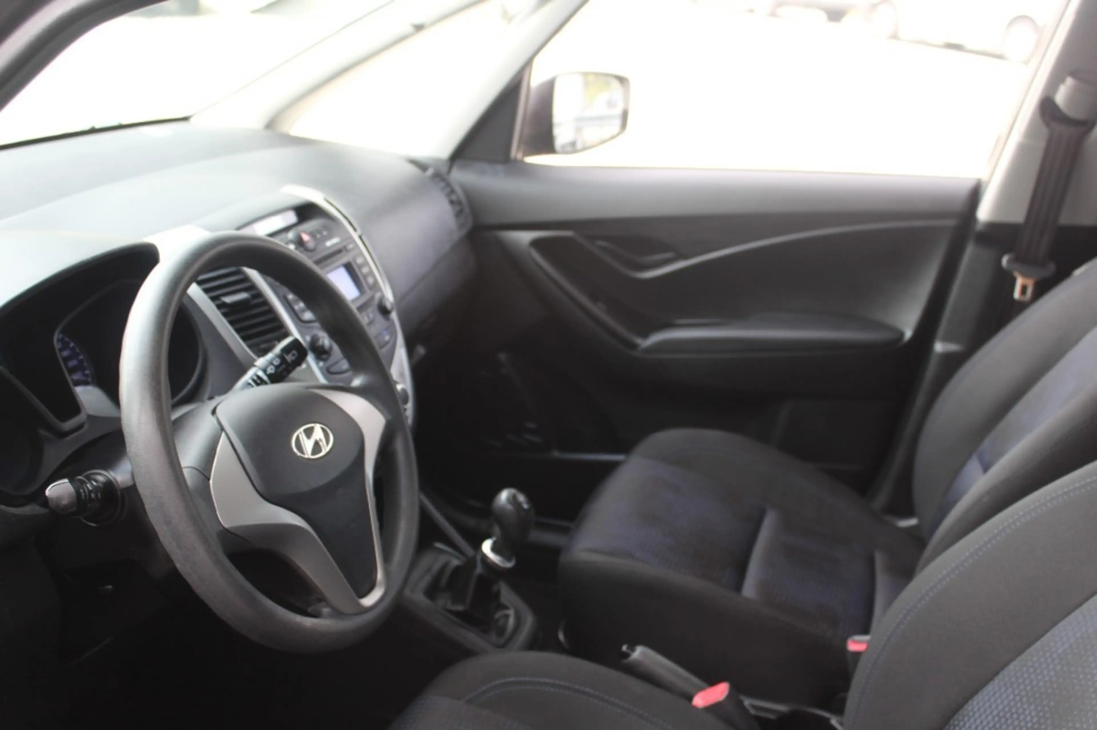 Hyundai iX20 1.4I I-MOTION — photo 12