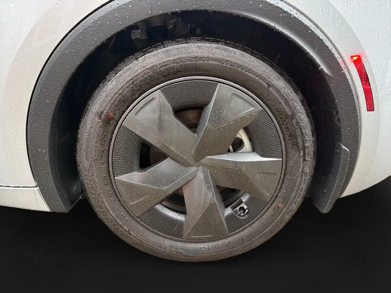 Toyota Prius снимка Toyota Prius