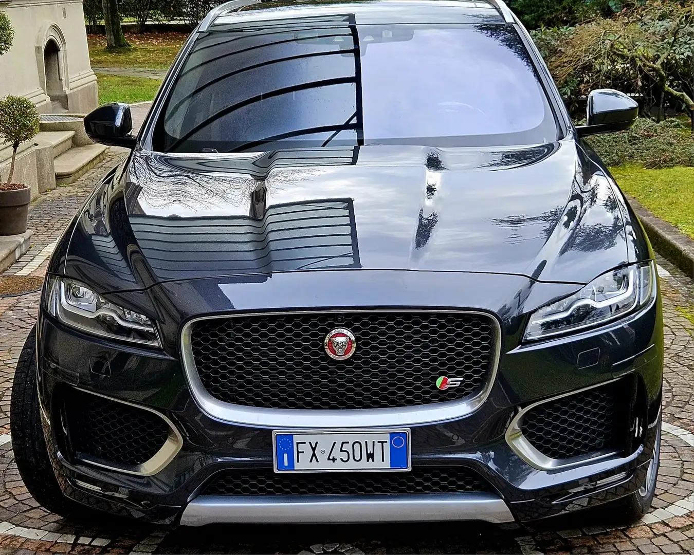 Jaguar F-Pace F-Pace 3.0d V6 R-Sport awd 300cv auto Szary - 2