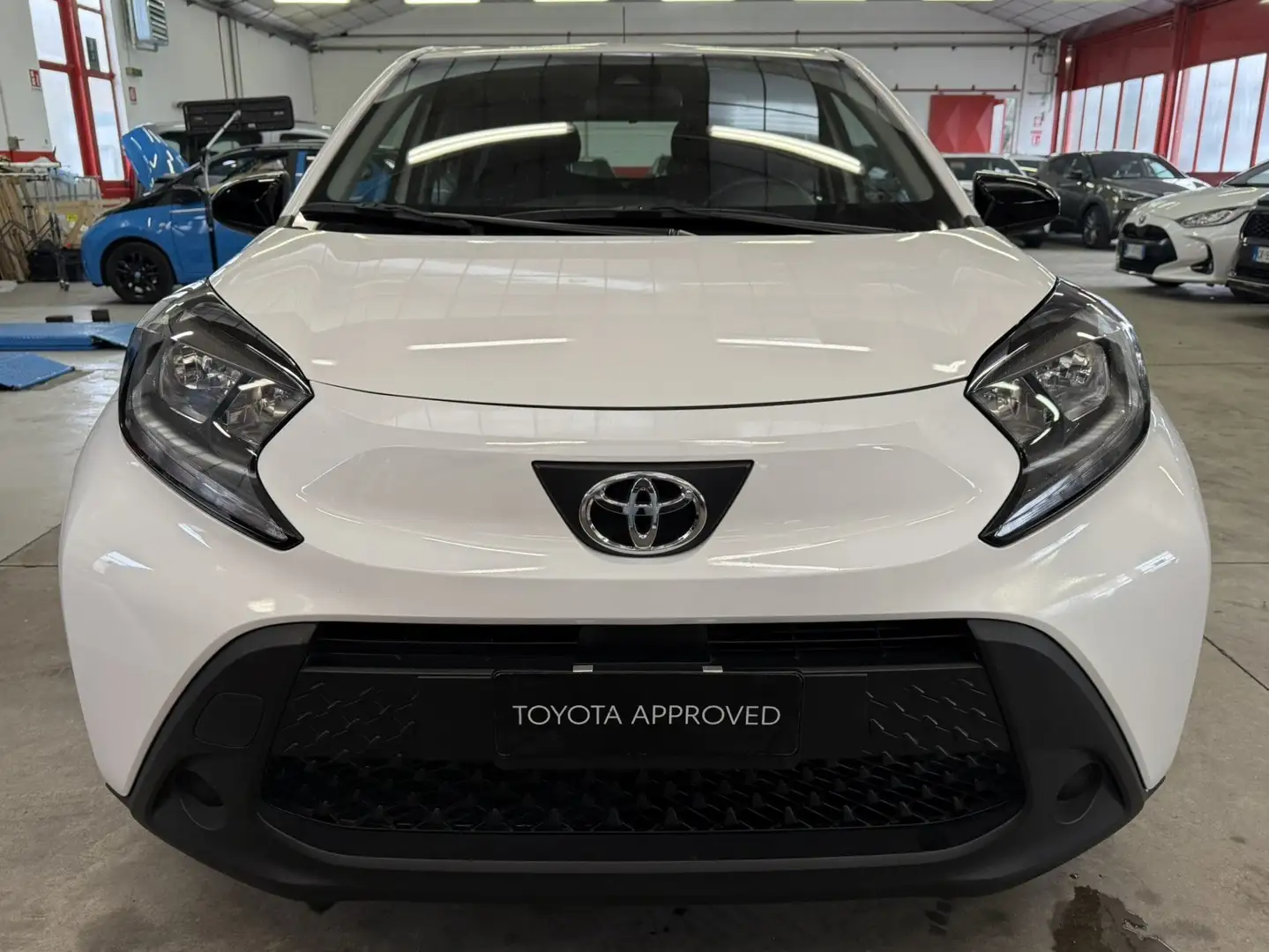 Toyota Aygo X Aygo X 1.0 Active 72cv Neopatentati Blanc - 2