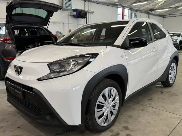 Toyota Aygo X Aygo X 1.0 Active 72cv Neopatentati
