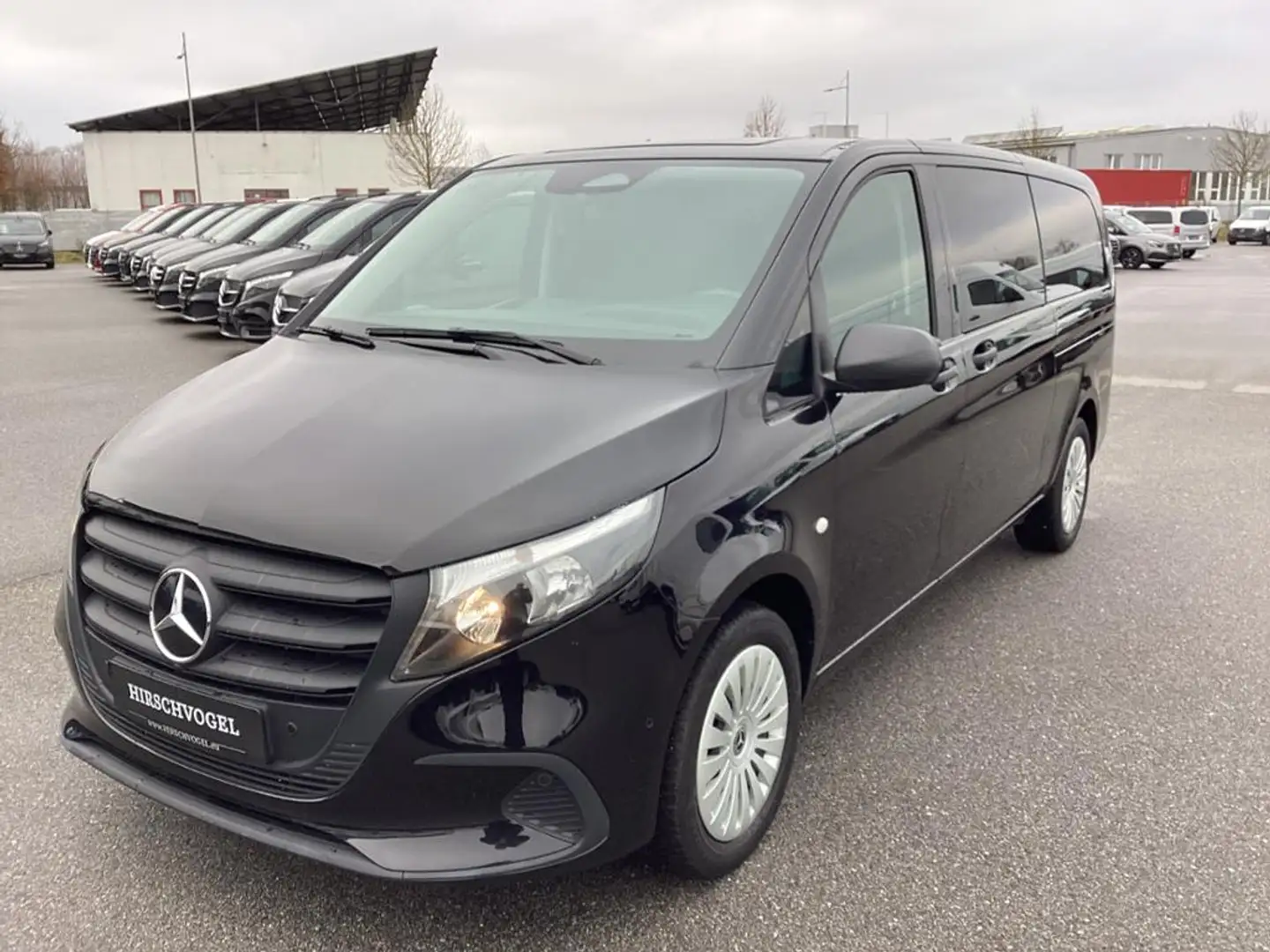Mercedes-Benz Vito 116 CDI Tourer PRO XXL 9-Sitze MOPF 2xTüre Noir - 2