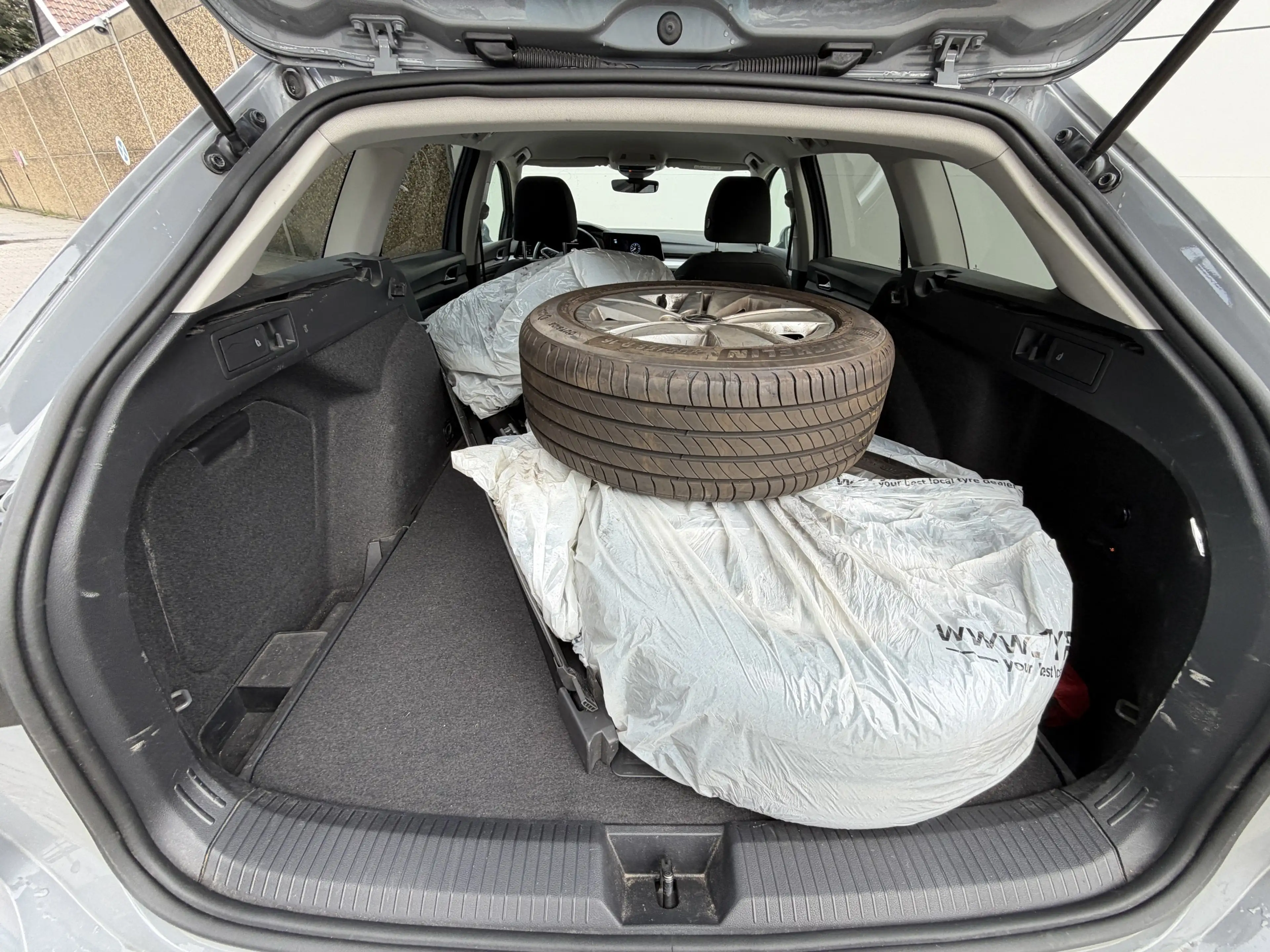 Volkswagen Golf Variant 2.0 TDI SCR DSG Life | AHK | ACC — photo 7