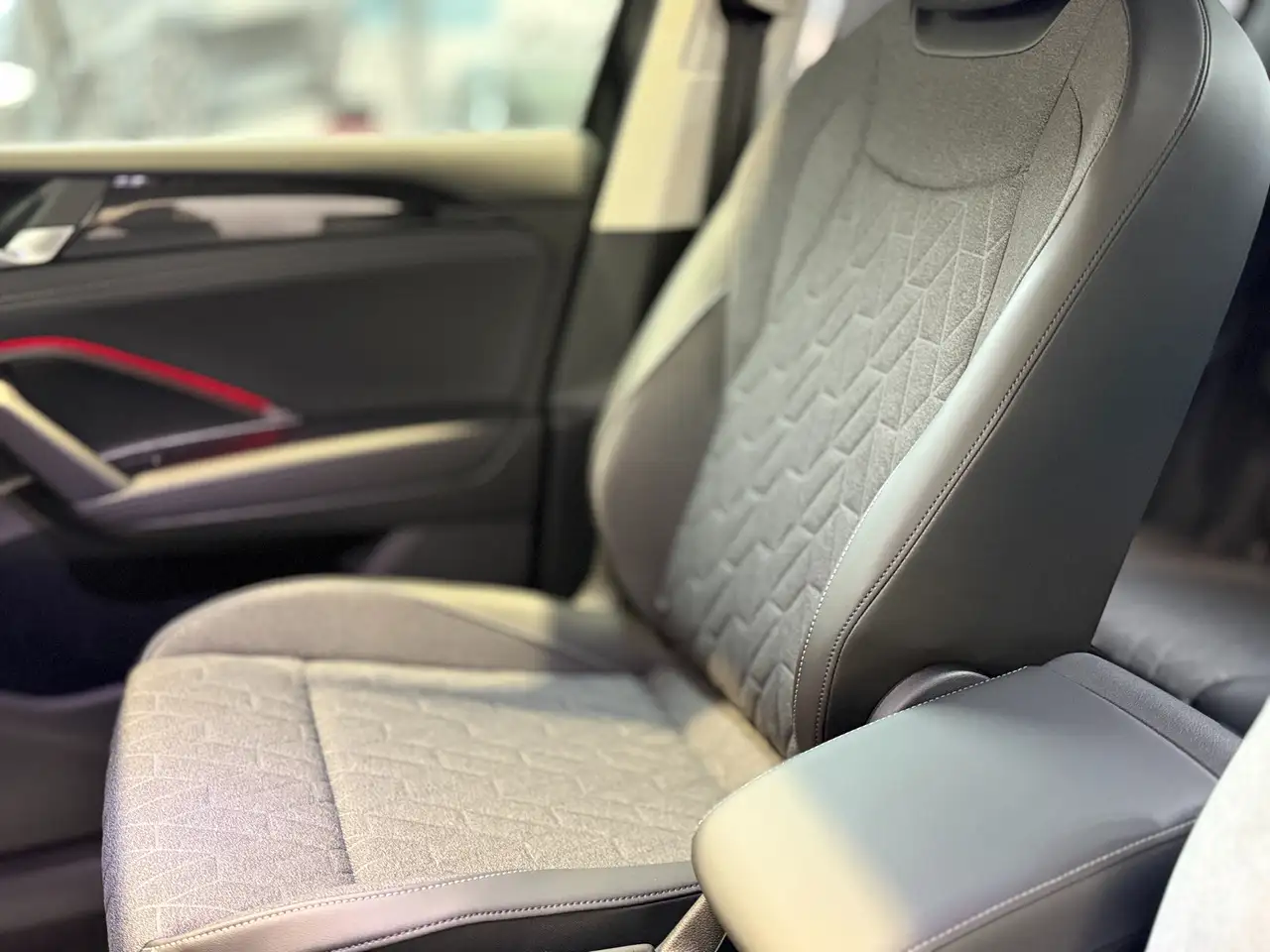 Volkswagen Tayron Tayron 1.5 eTSI mHEV ACT Life 7pl. DSG 9