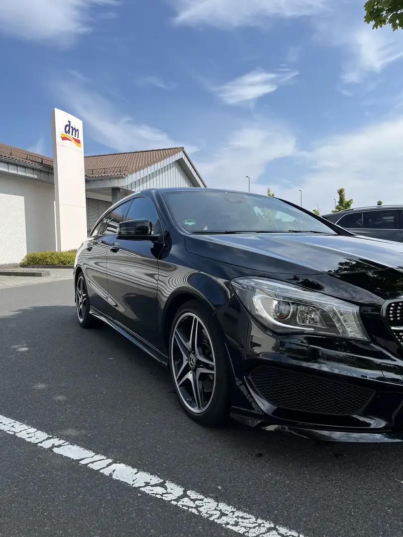Mercedes-Benz CLA 220 Shooting Brake (CDI) d 4Matic 7G-DCT AMG Line - 2