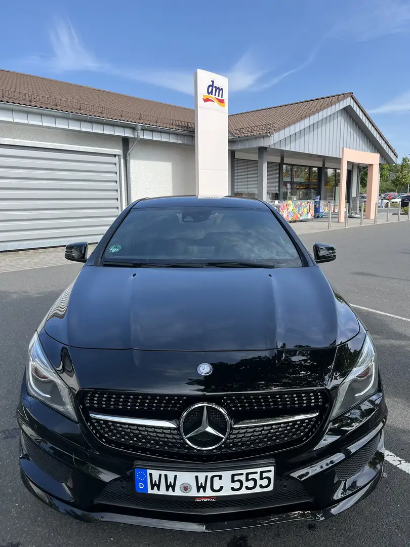 Mercedes-Benz CLA 220 Shooting Brake (CDI) d 4Matic 7G-DCT AMG Line - 1