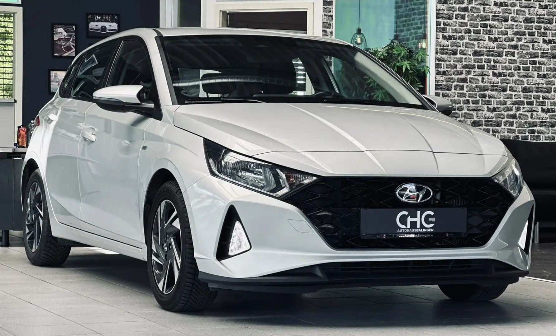 Hyundai i20 Trend Mild-Hybrid CARPLAY|SHZ|LHZ|KAMERA|LED Argent - 1