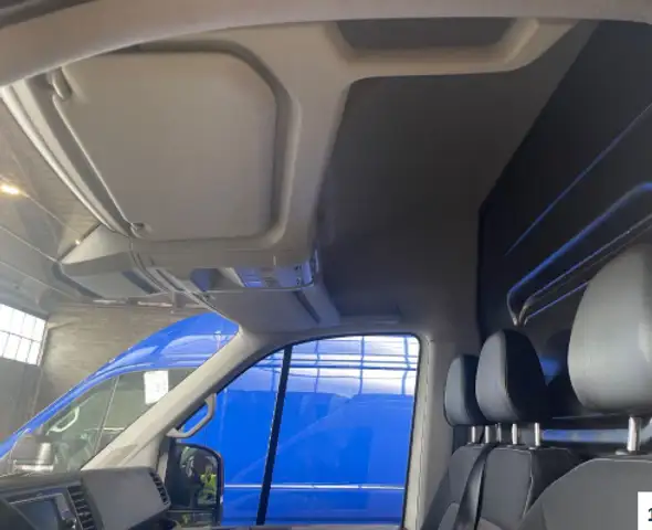Volkswagen Crafter view 13