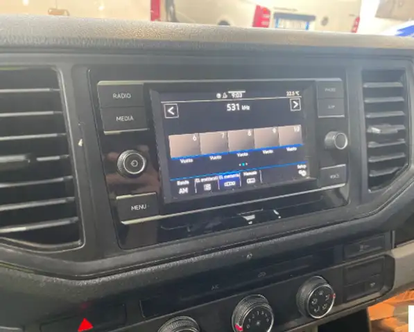 Volkswagen Crafter view 8