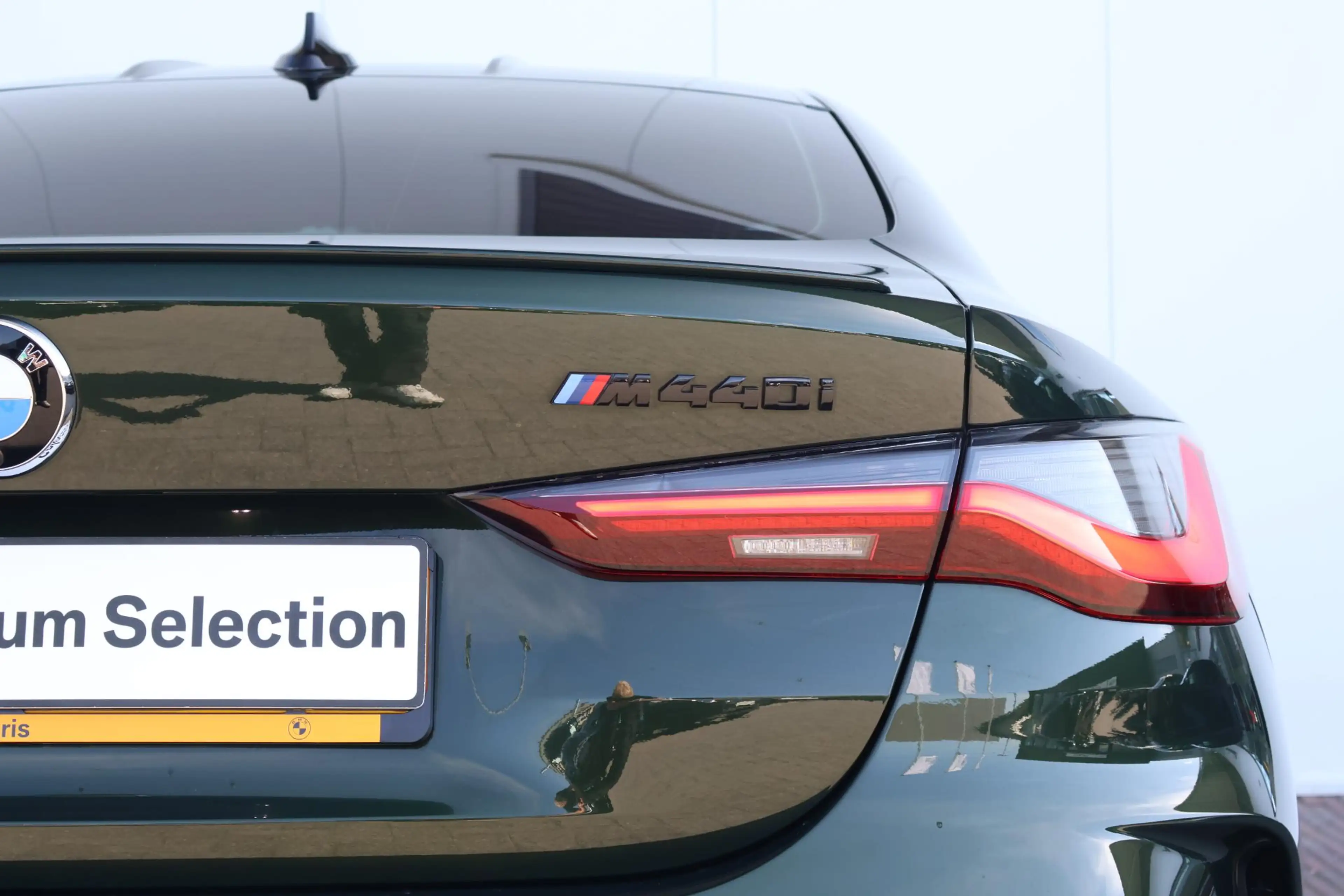 BMW 440 4-serie Coupé M440i xDrive High Executive | Carbon — photo 9