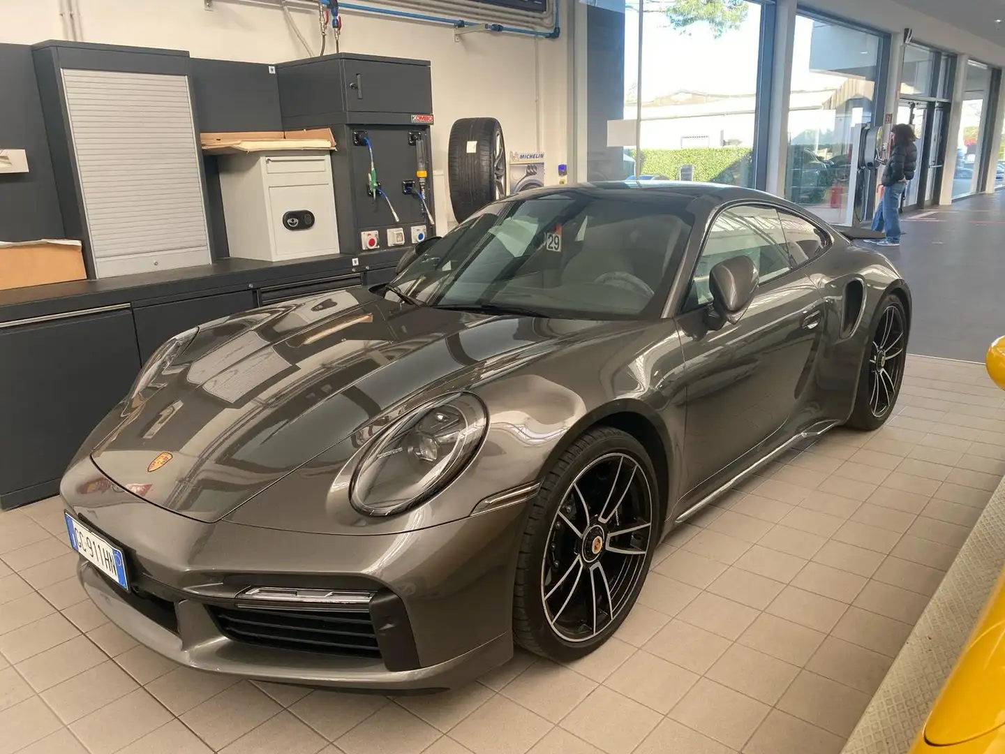 Porsche 911 911 VIII Carrera 992 Coupe Coupe 3.7 Turbo S auto Grigio - 2