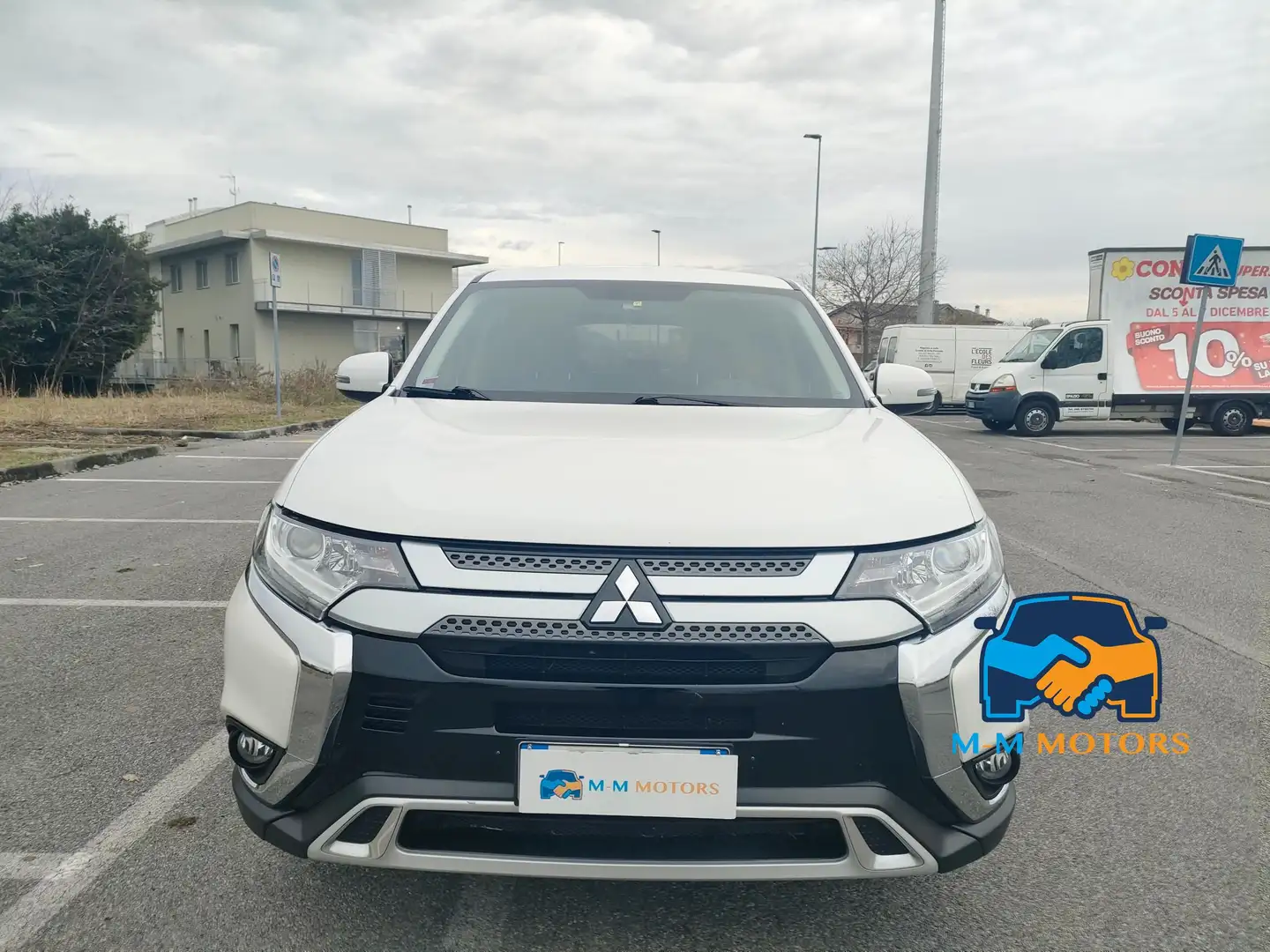 Mitsubishi Outlander 2.0 CVT 145cv Intense 4wd Bianco - 2