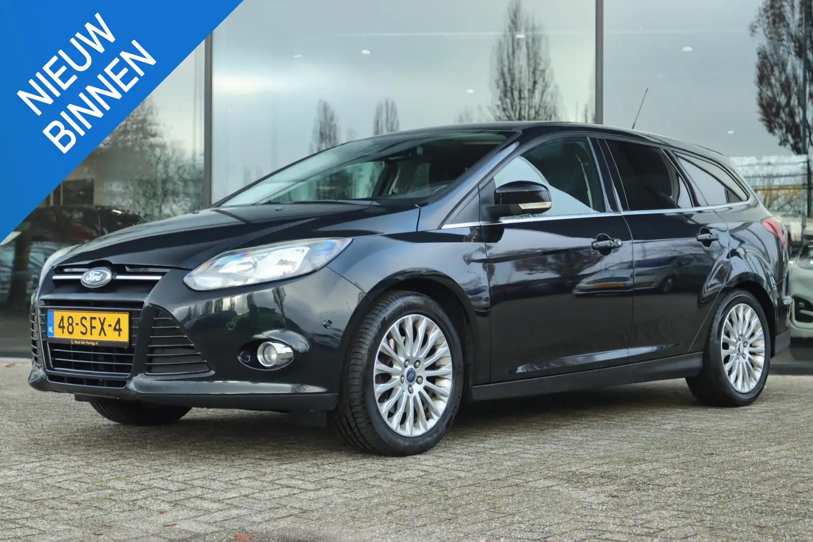 Ford Focus WAGON 1.6 TI-VCT TITANIUM | KEY-LESS | NAVI | CRUI Schwarz - 1