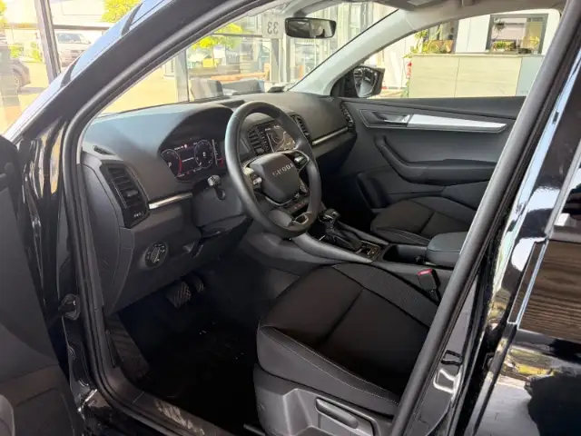 Skoda Karoq view 9