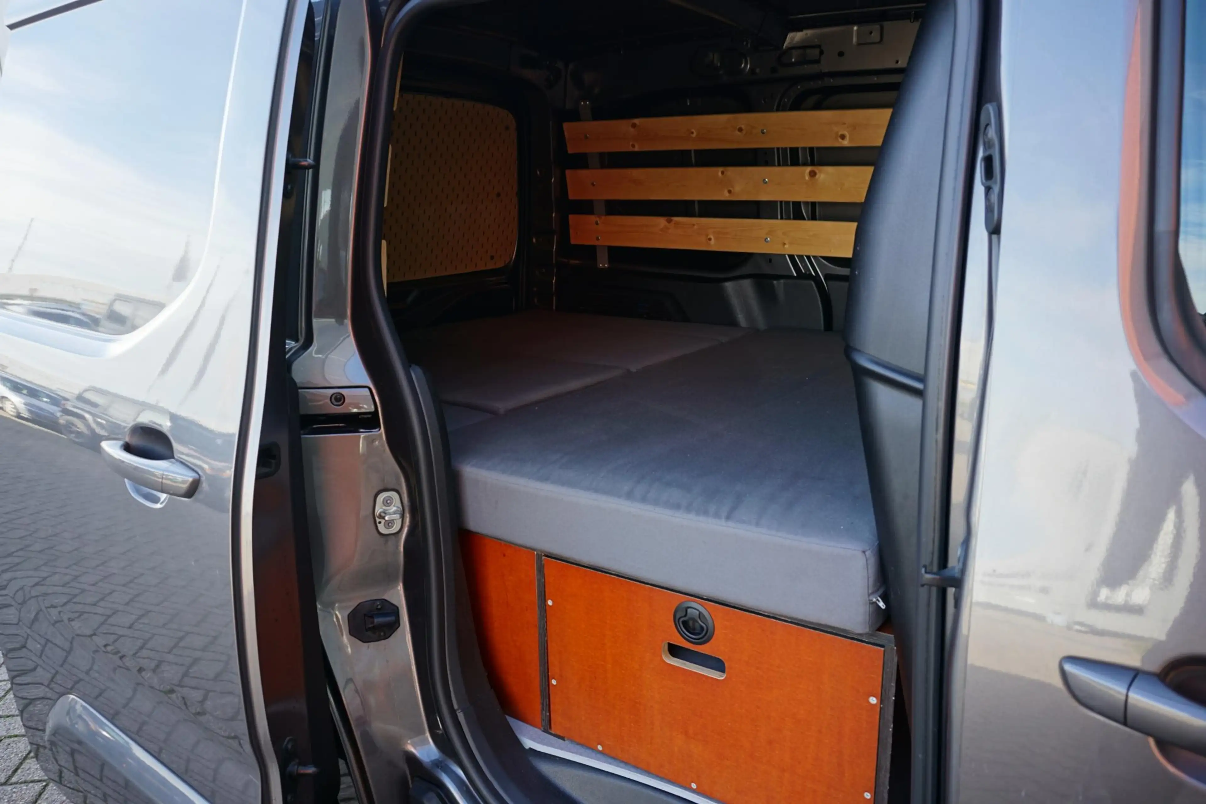 Opel Combo 1.2 Turbo L1H1 Edition *MARGE* + APPLE CARPLAY / T — photo 9