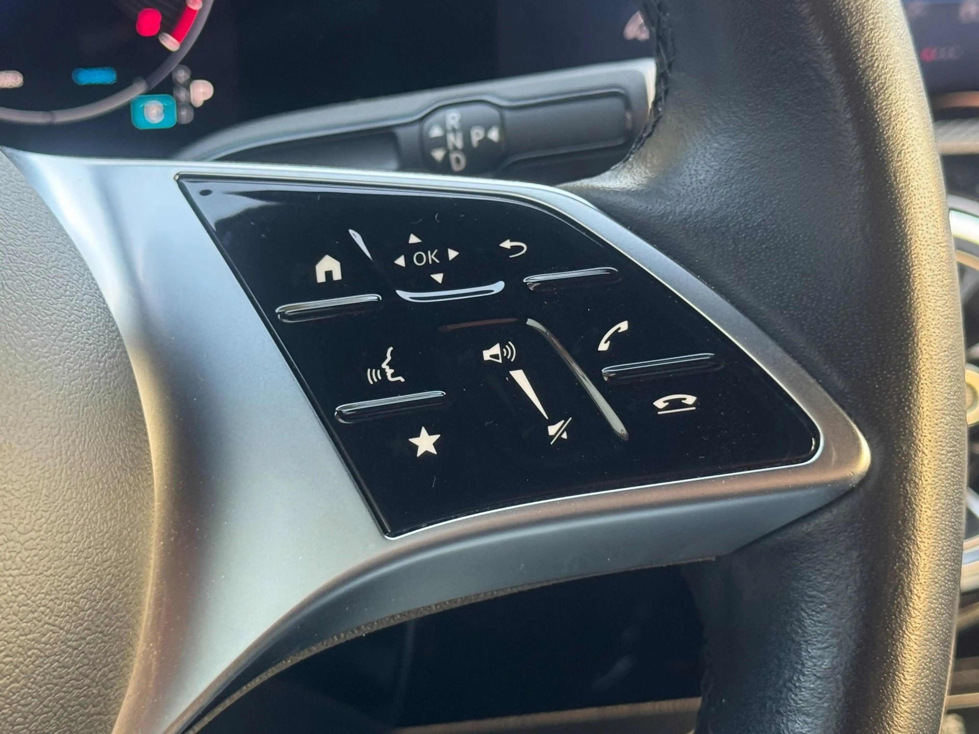 Mercedes-Benz A 180 Luxury Line|Leer|Sfeerverlichting|KeylessGo| — photo 12