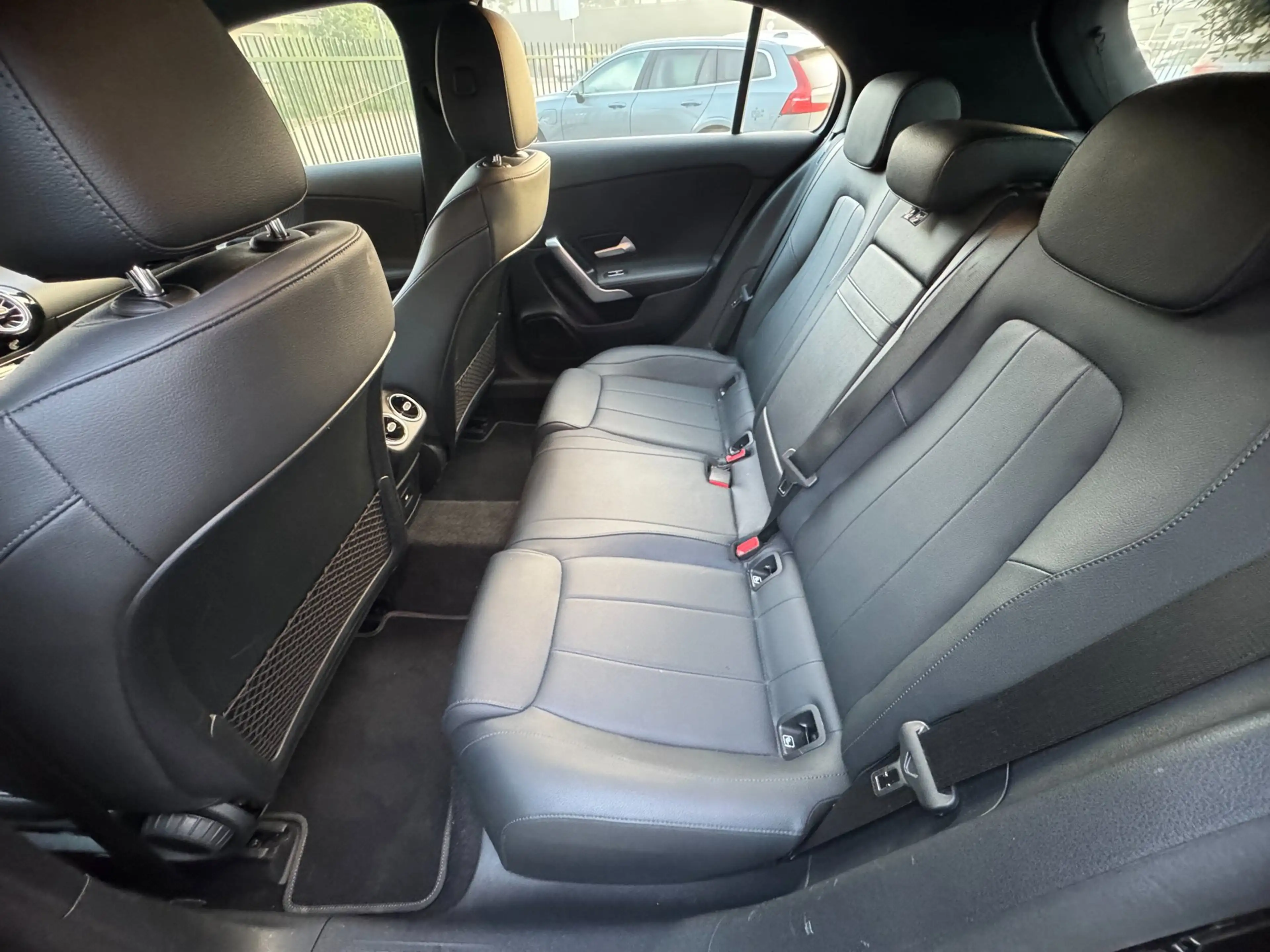 Mercedes-Benz A 180 Luxury Line|Leer|Sfeerverlichting|KeylessGo| — photo 25