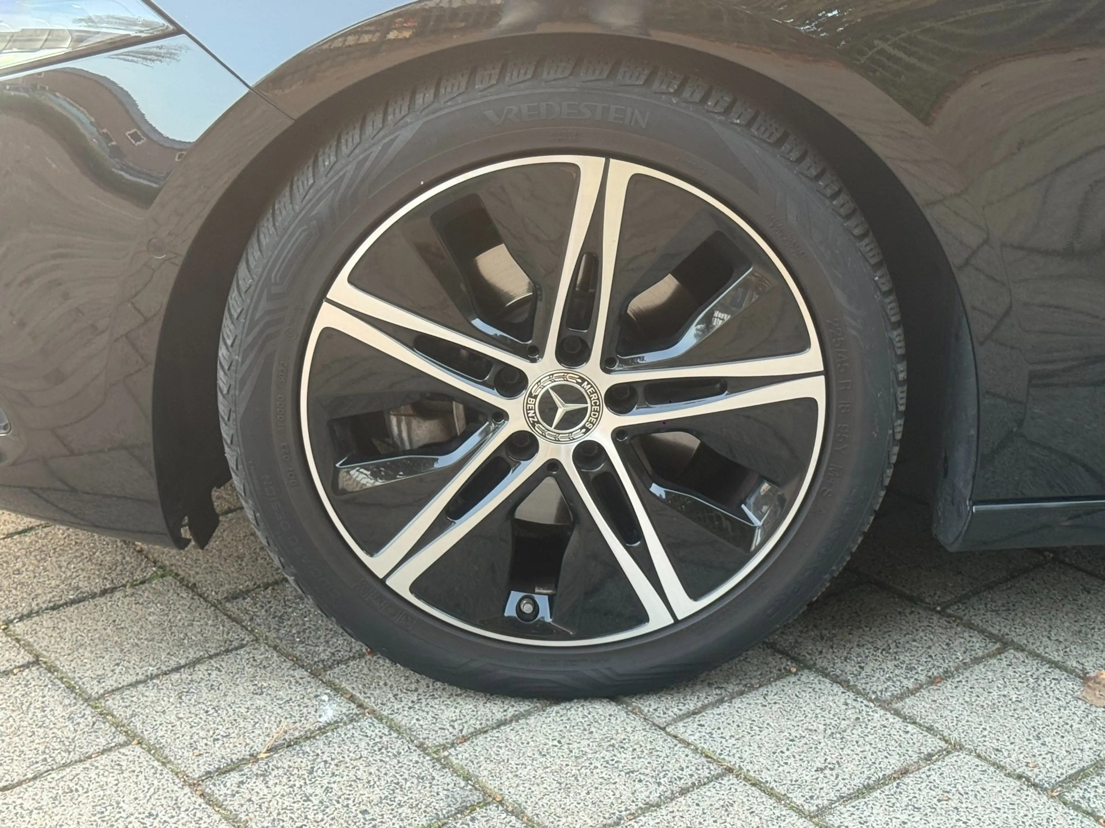 Mercedes-Benz A 180 Luxury Line|Leer|Sfeerverlichting|KeylessGo| — photo 31