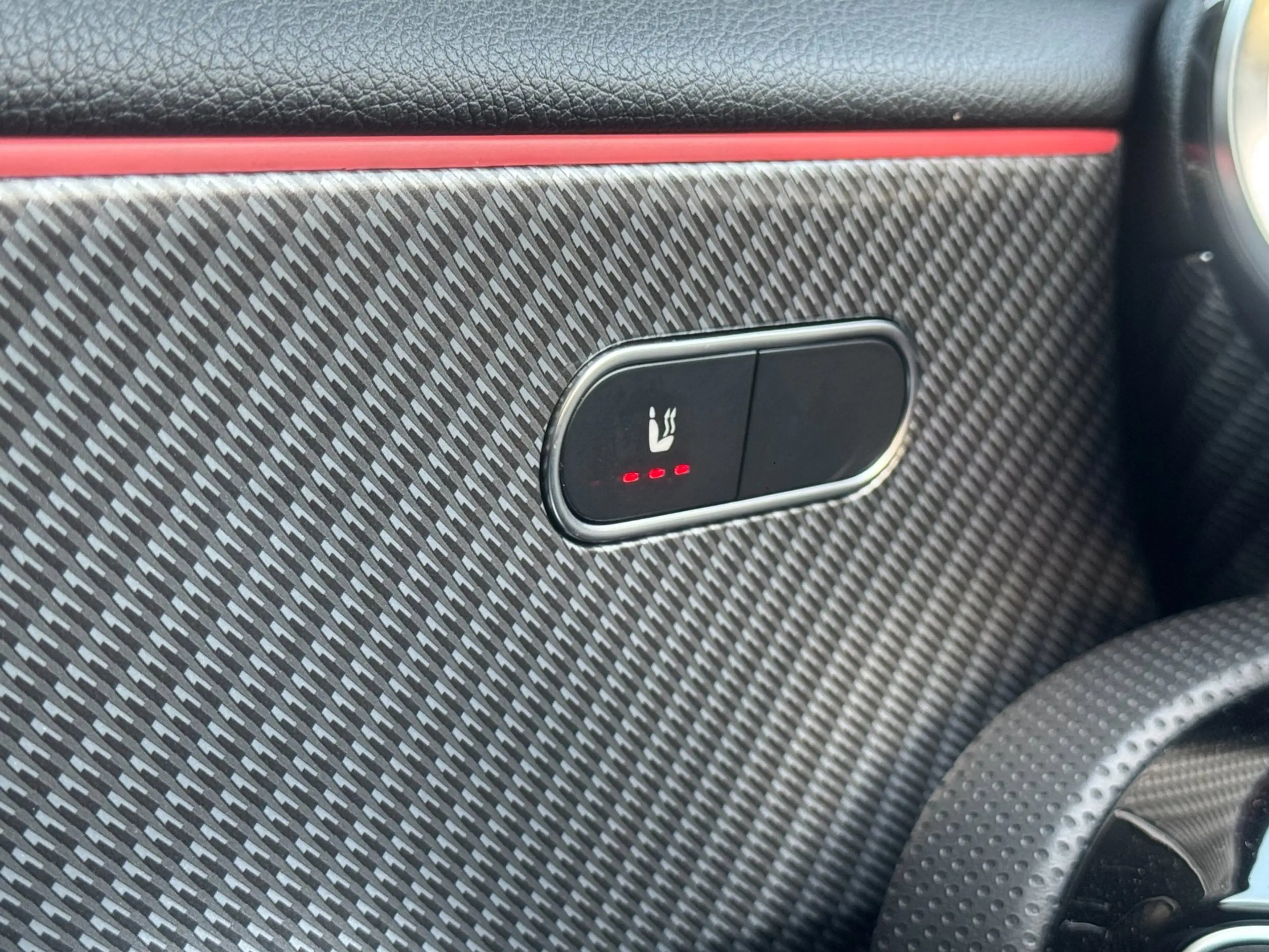 Mercedes-Benz A 180 Luxury Line|Leer|Sfeerverlichting|KeylessGo| — photo 23