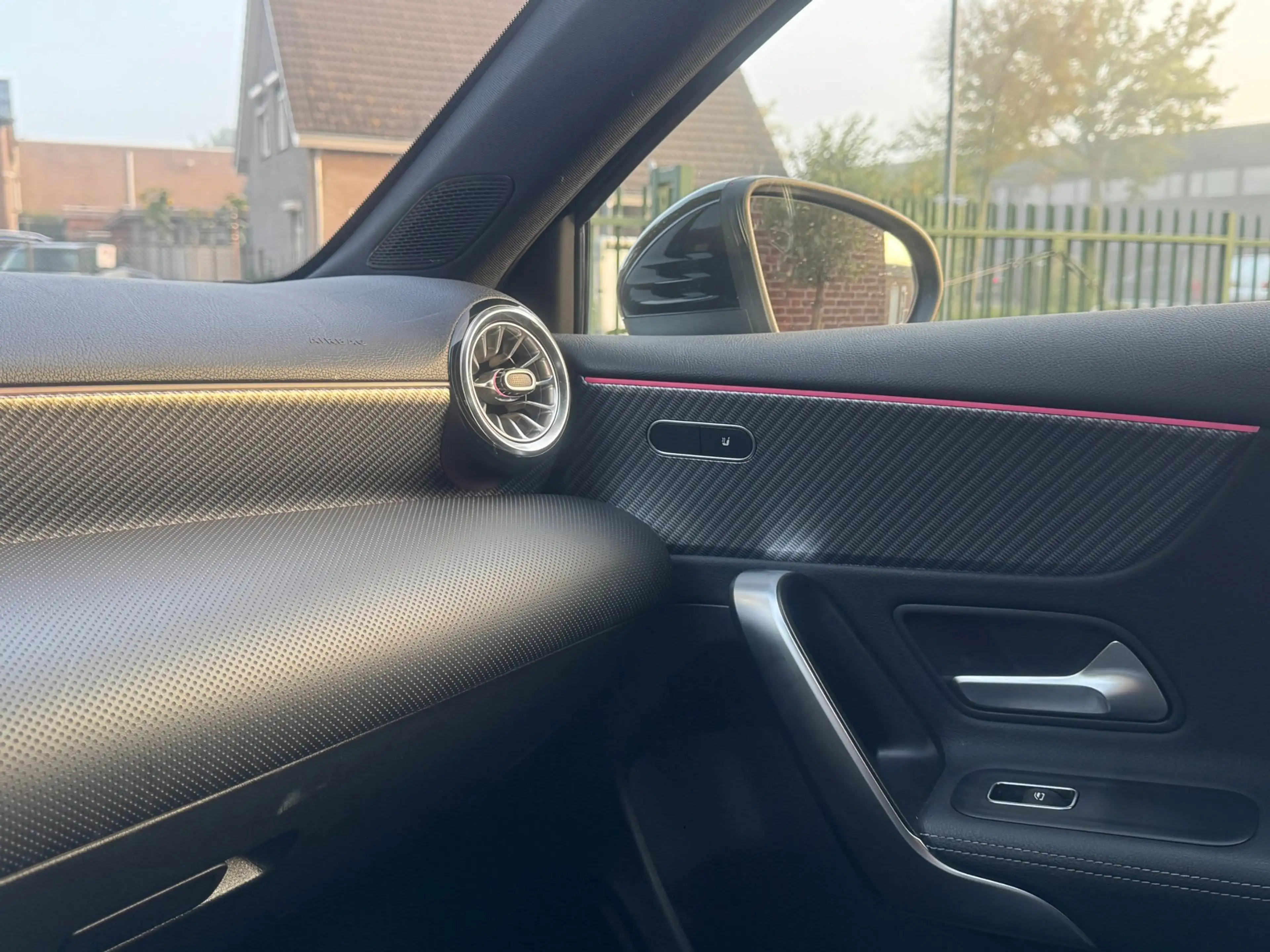 Mercedes-Benz A 180 Luxury Line|Leer|Sfeerverlichting|KeylessGo| — photo 20
