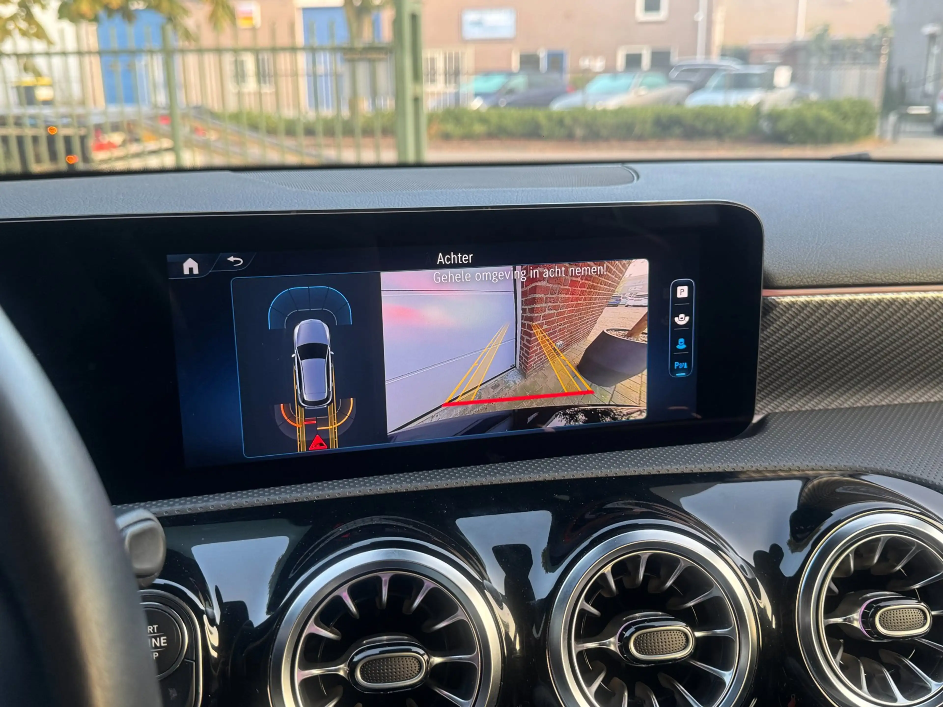 Mercedes-Benz A 180 Luxury Line|Leer|Sfeerverlichting|KeylessGo| — photo 17