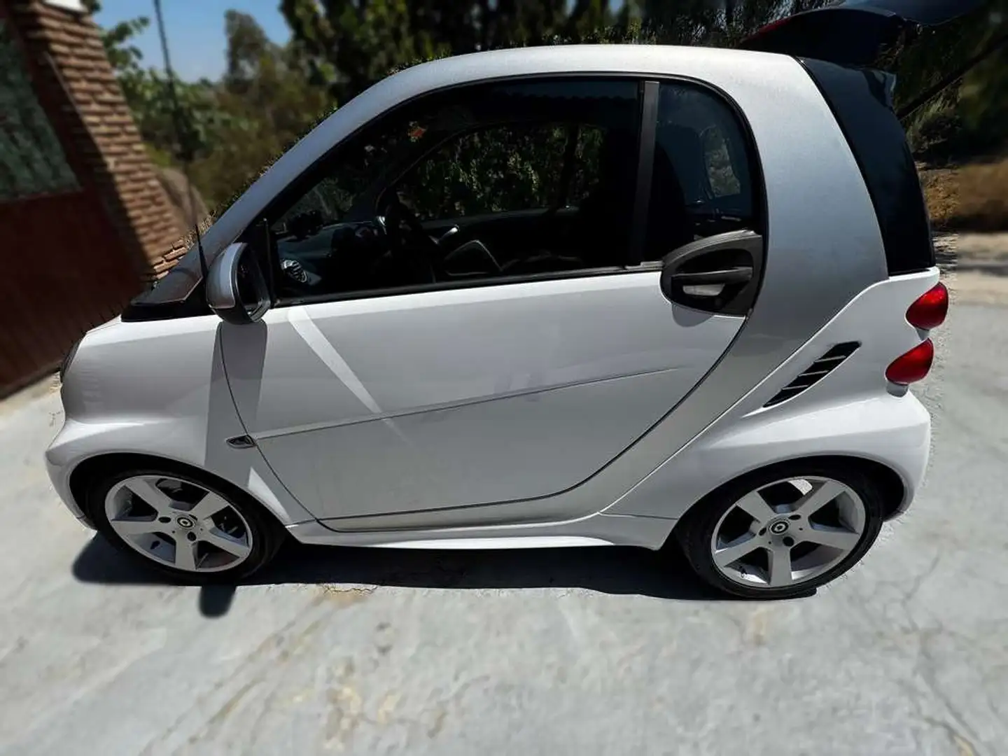 smart forTwo Coupé 62 Passion Aut. Blanco - 2