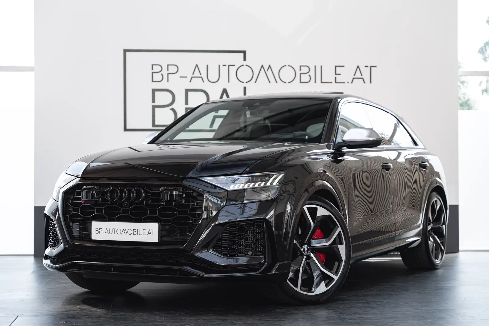 Audi RS Q8 4.0 TFSI quattro // 1. Besitz // volle Historie // Zwart - 1