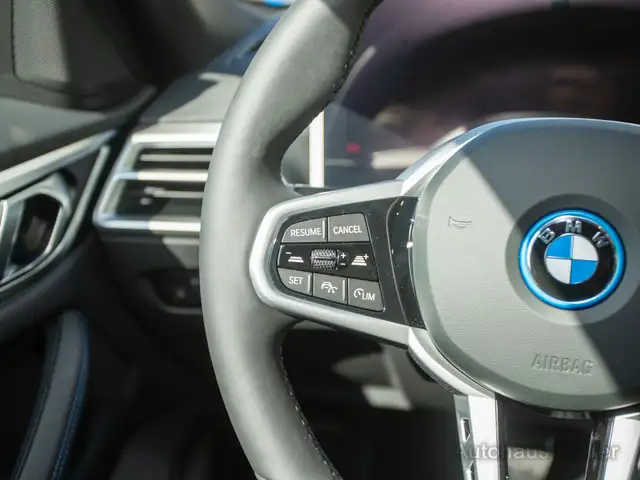 BMW I4 view 8