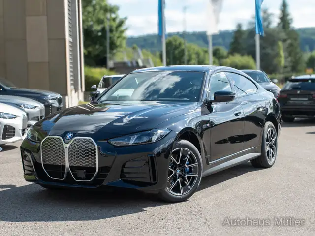 BMW I4 view 2