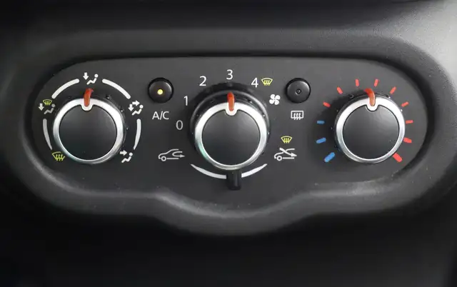 Renault Twingo view 17