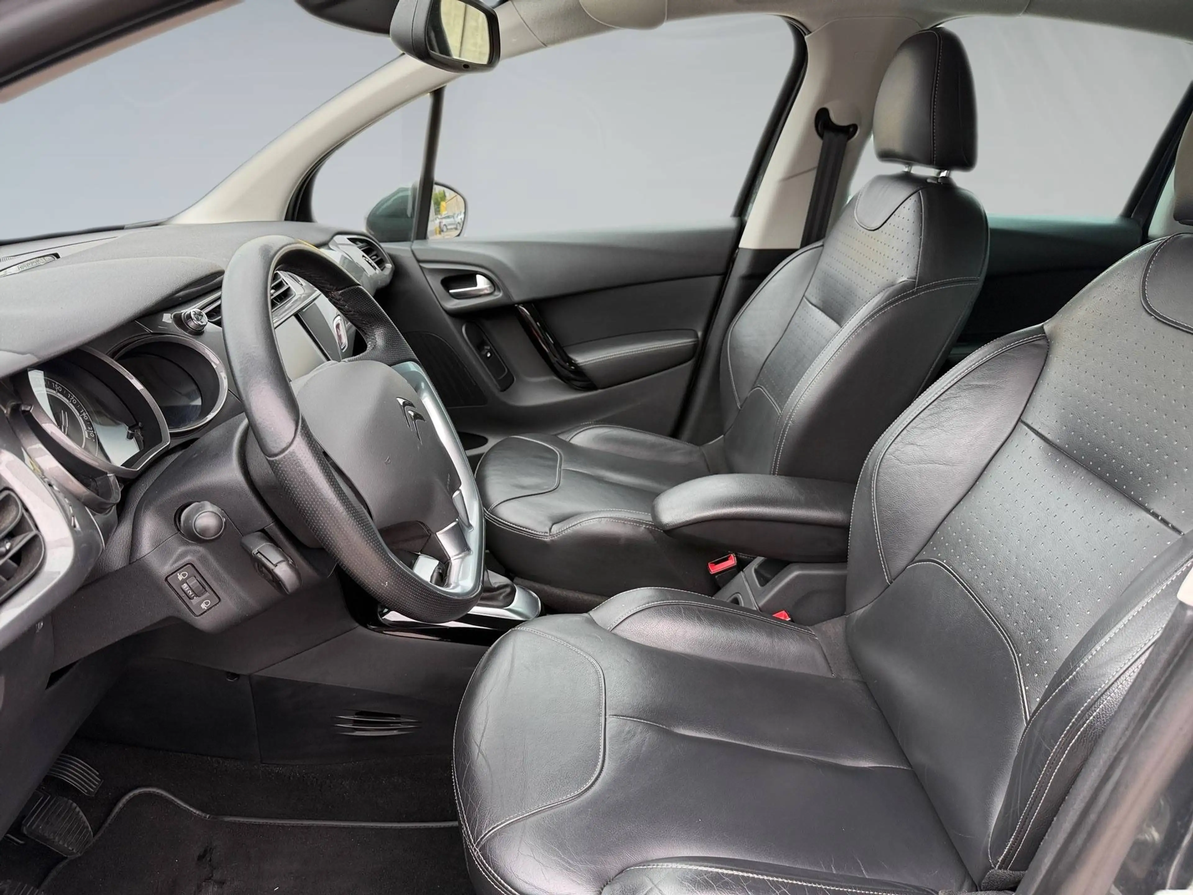 Citroen C3 Exclusive — photo 9