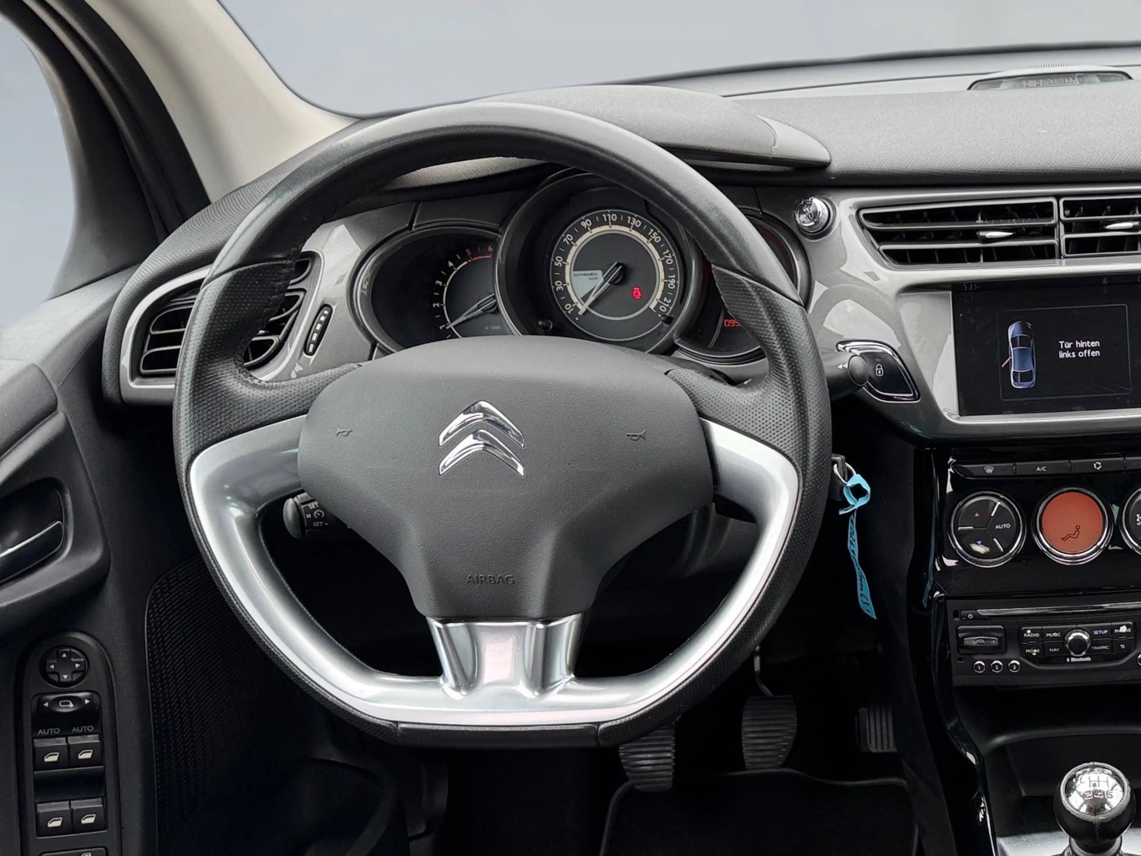 Citroen C3 Exclusive — photo 14