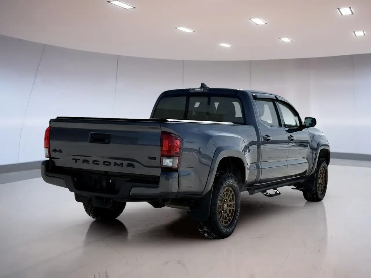 Toyota Tacoma снимка Toyota Tacoma