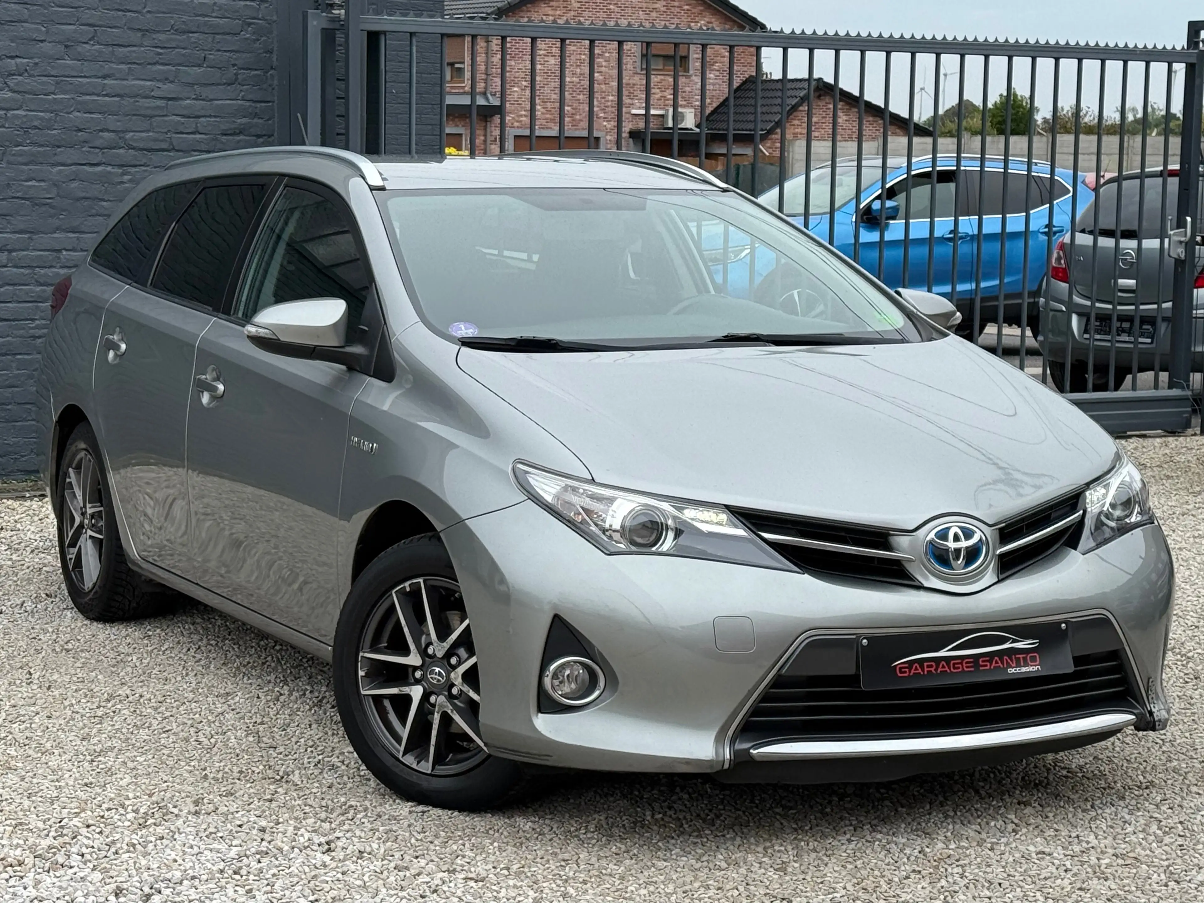Toyota Auris Auris SW HEV 1.8i HSD Active E-CVT /Navi/Caméra/Led/J.a/A.r/E-M/ — photo 2
