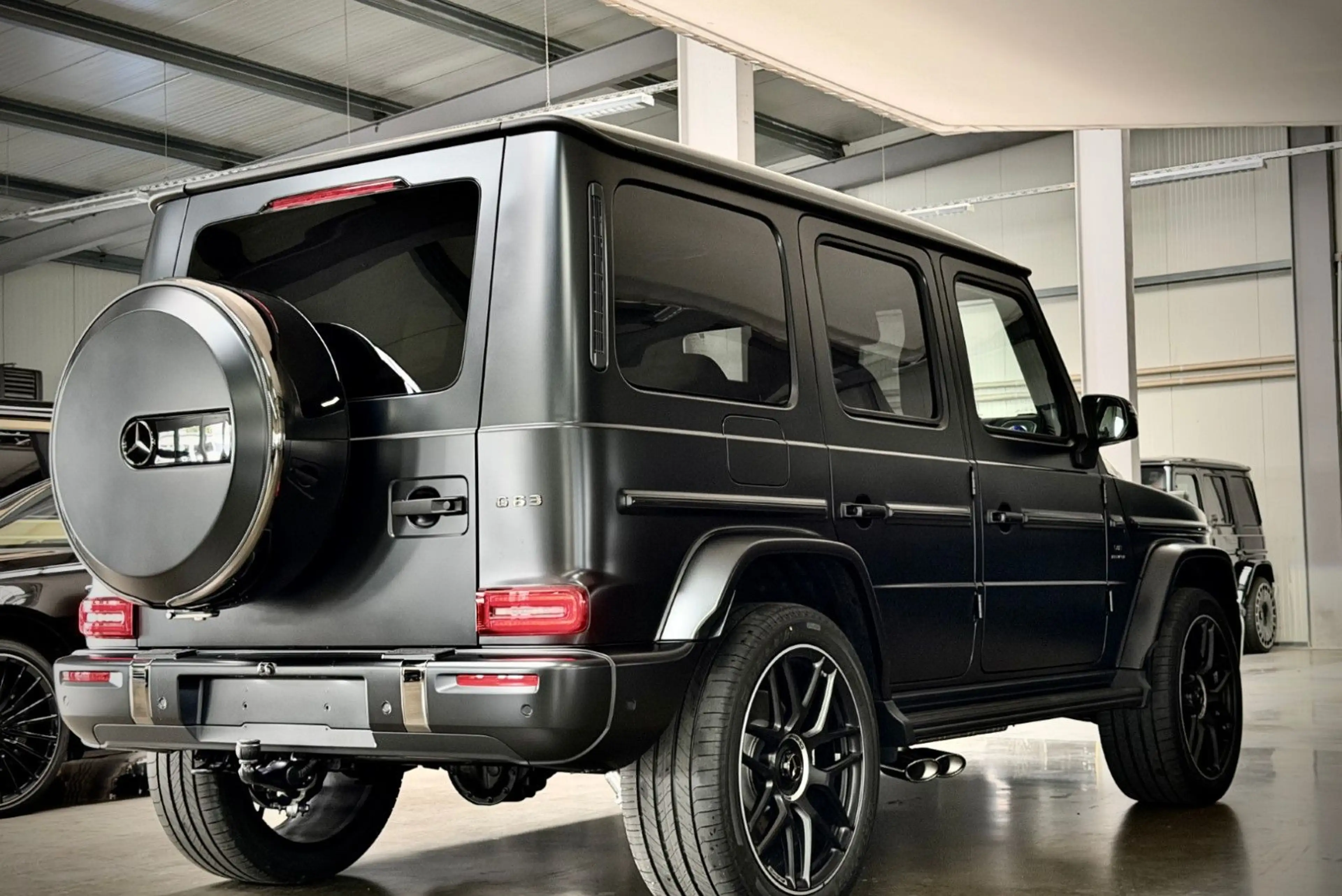 Mercedes-Benz G 63 AMG / PT3 / Dark Chrome / Carbon / 2027 — photo 4
