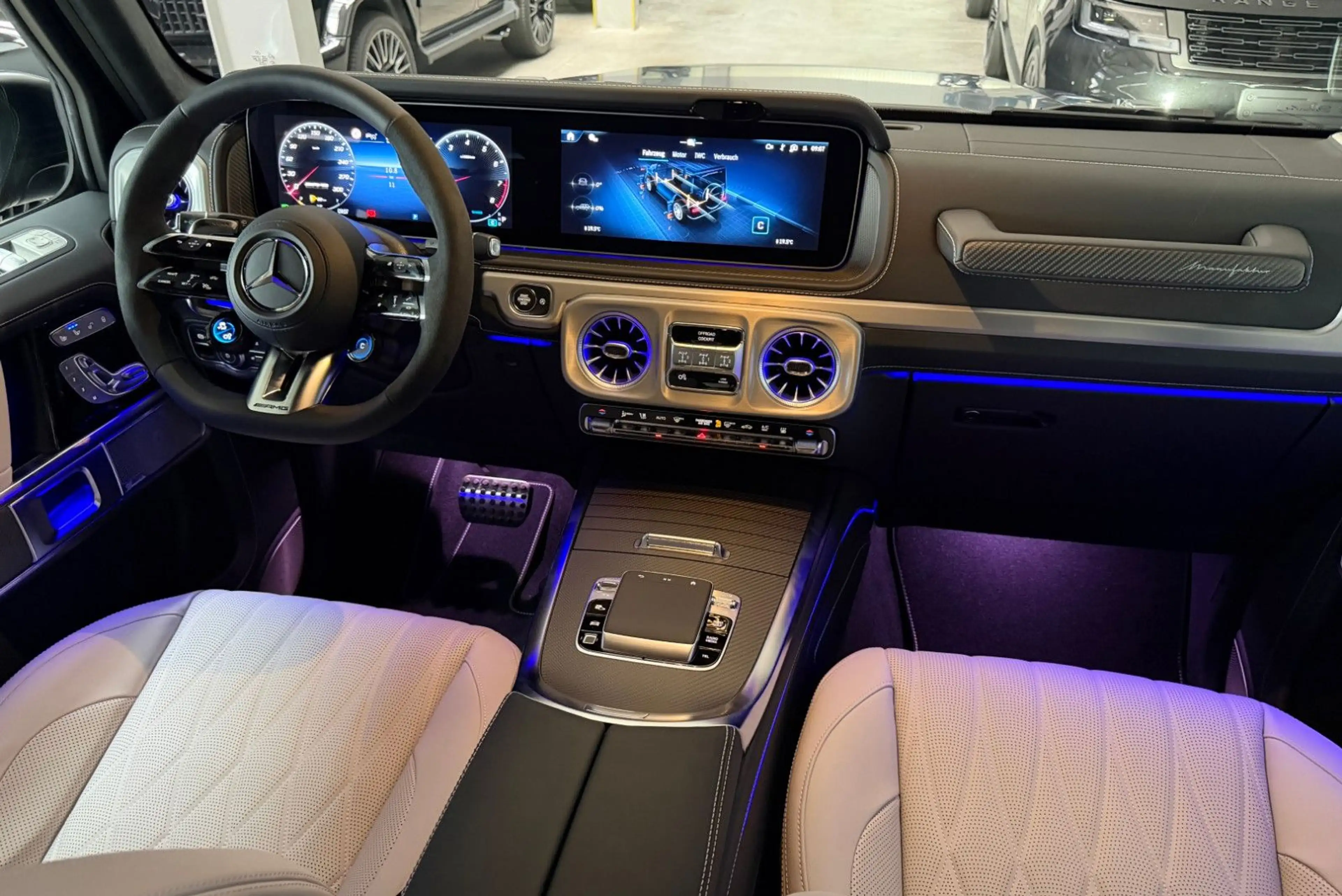 Mercedes-Benz G 63 AMG / PT3 / Dark Chrome / Carbon / 2027 — photo 3
