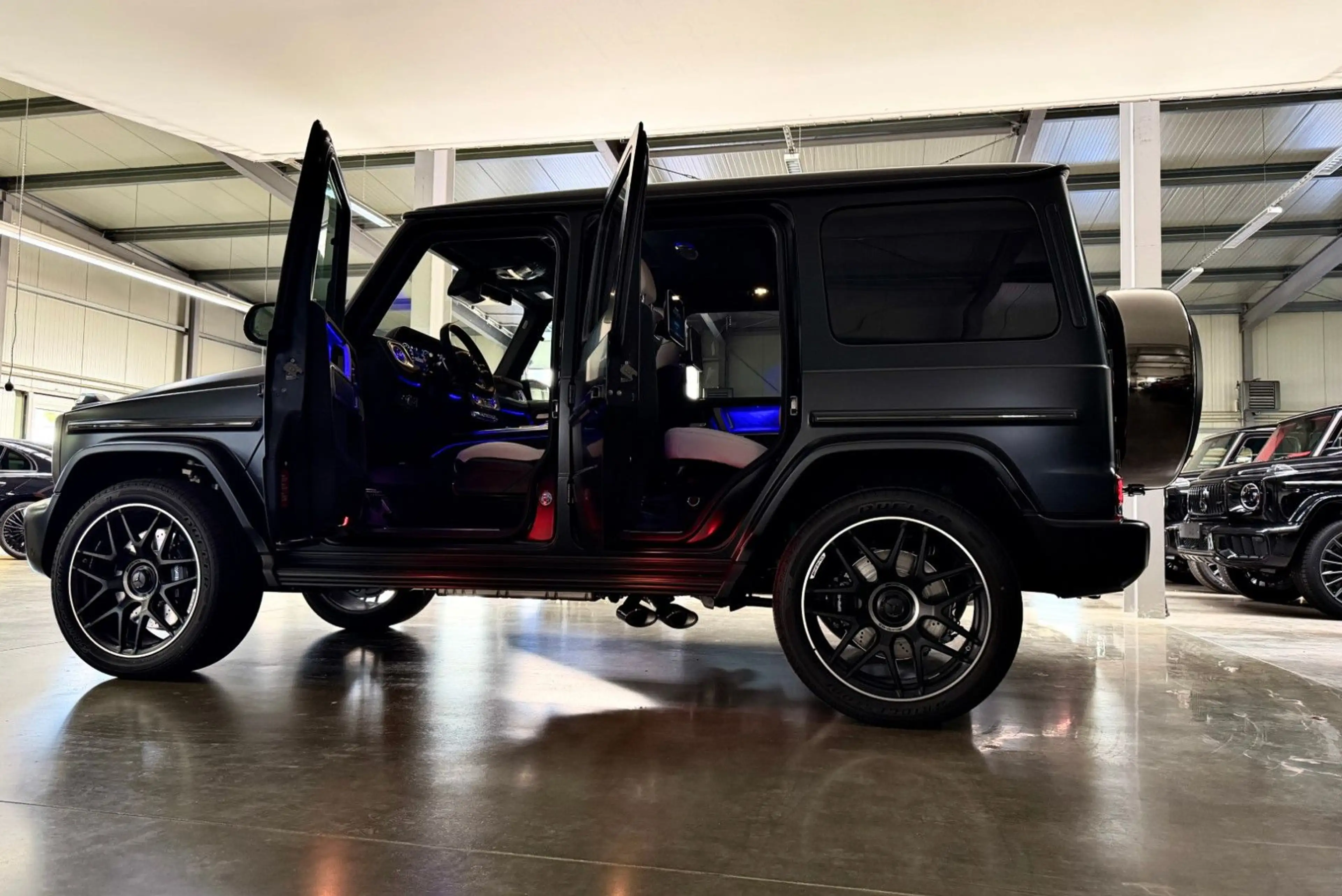 Mercedes-Benz G 63 AMG / PT3 / Dark Chrome / Carbon / 2027 — photo 8