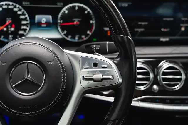 Mercedes-Benz S 400 d 4MATIC lang Aut. // AMG LINE // Ansicht 25