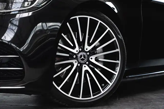 Mercedes-Benz S 400 d 4MATIC lang Aut. // AMG LINE // Ansicht 13