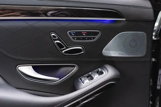 Mercedes-Benz S 400 d 4MATIC lang Aut. // AMG LINE // Ansicht 39