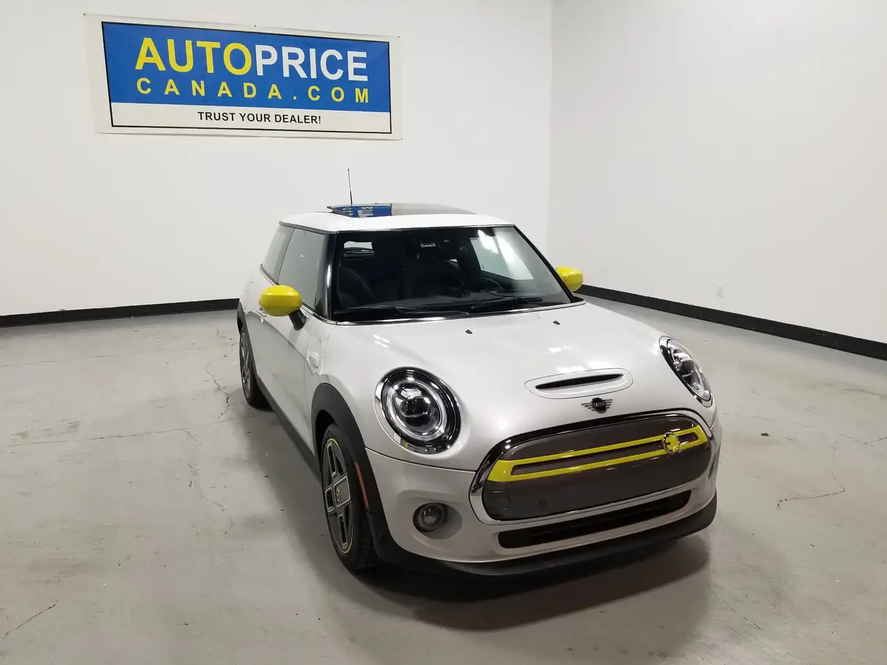 2021 MINI 3 Door