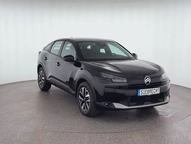 Citroen C4 view 3