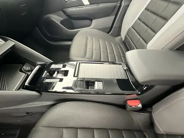 Citroen C4 view 14