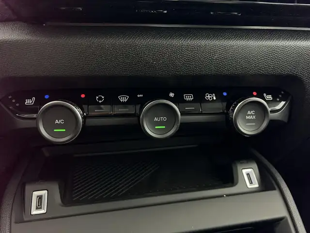 Citroen C4 view 12