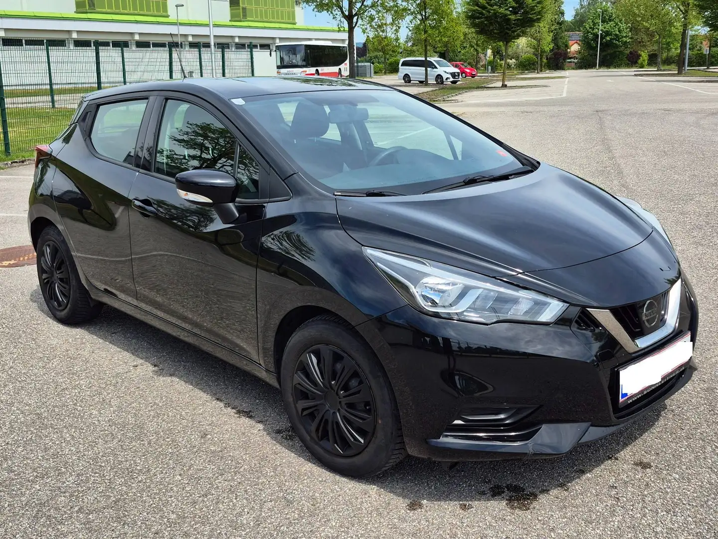 Nissan Micra Micra 1,0 Acenta Schwarz - 1
