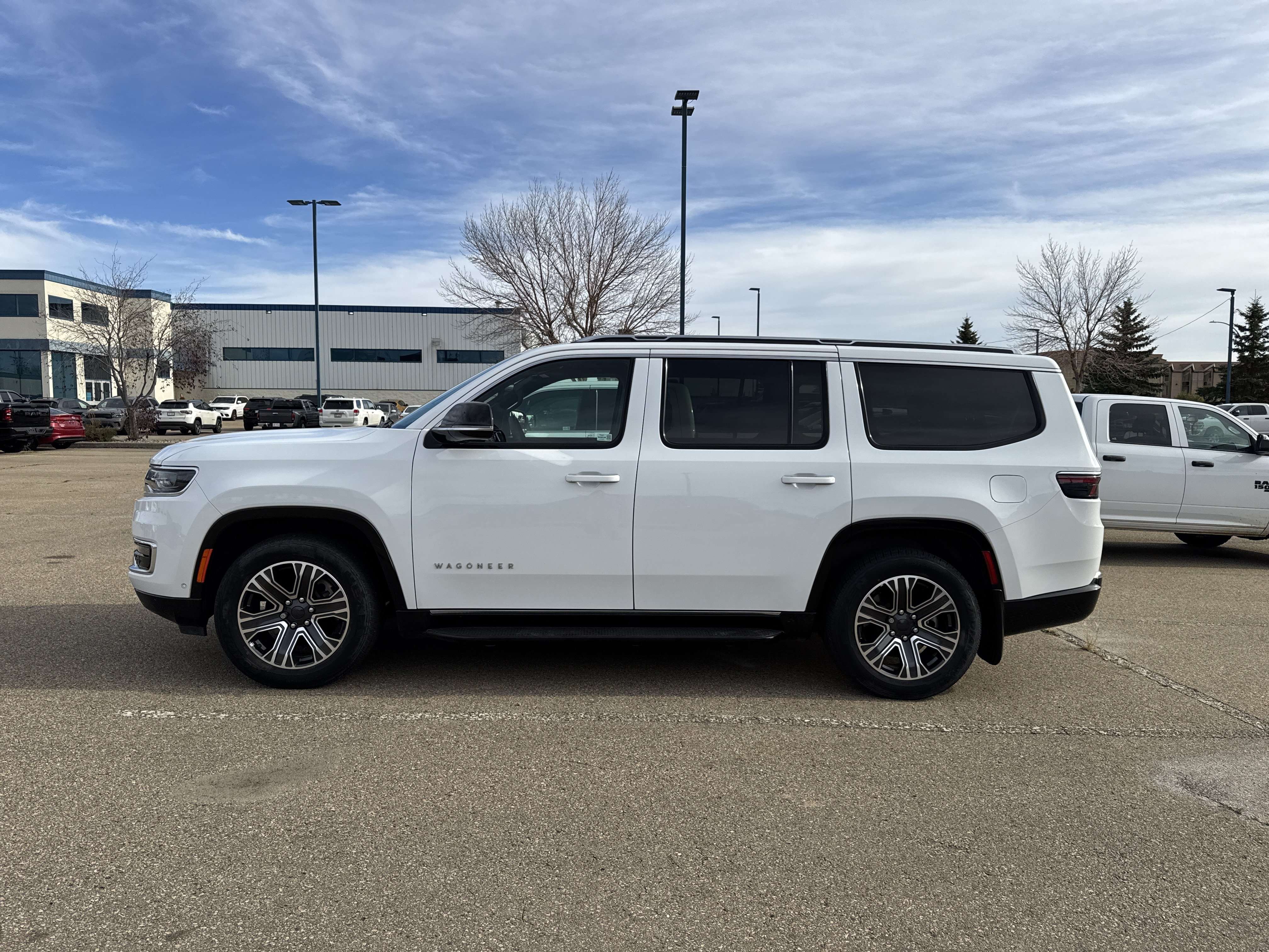 2023 Jeep Wagoneer 4WD