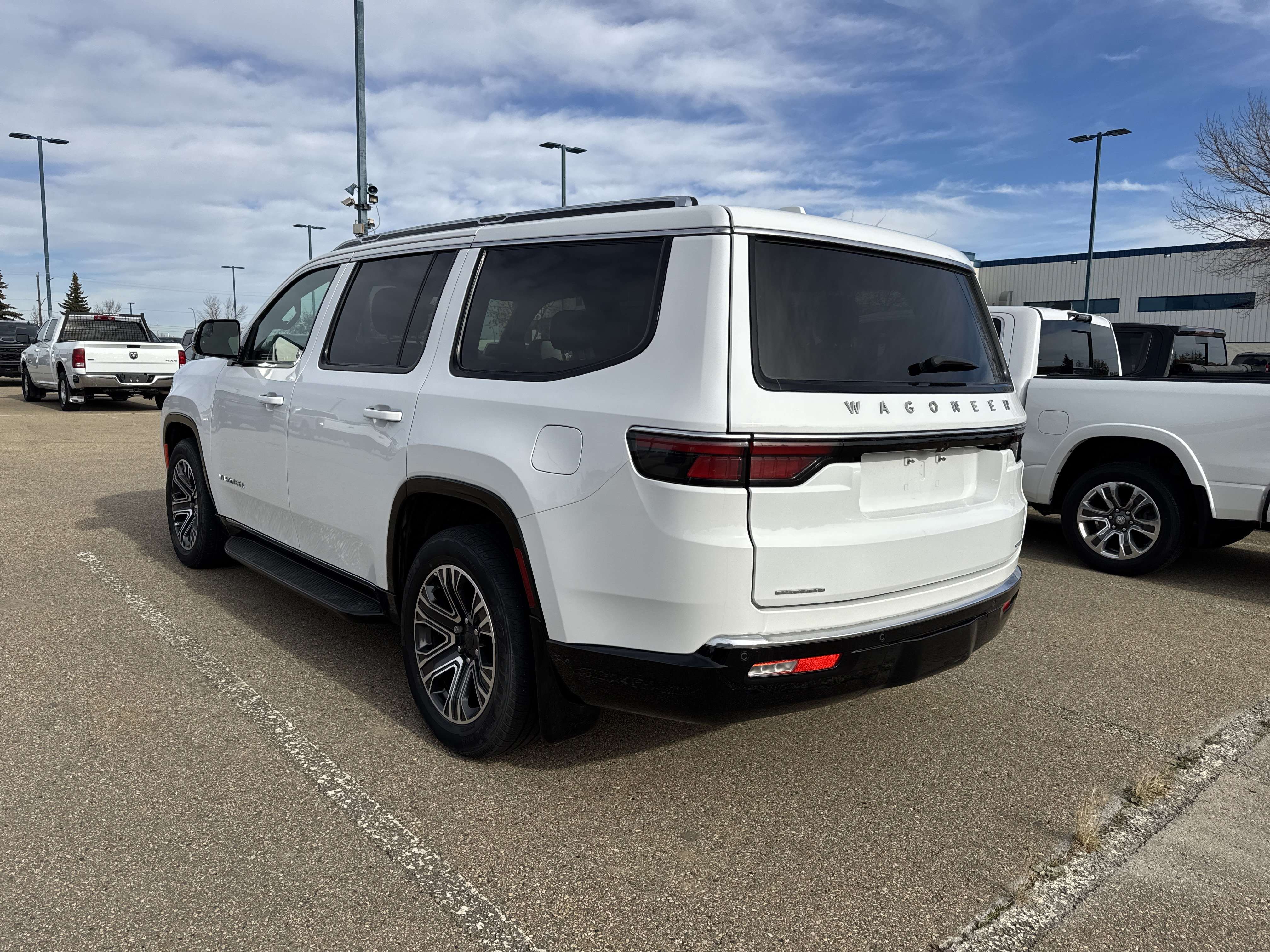 2023 Jeep Wagoneer 4WD